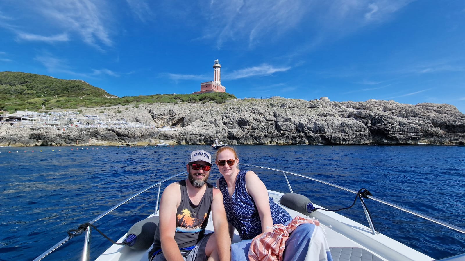 lighthouse-couple-01